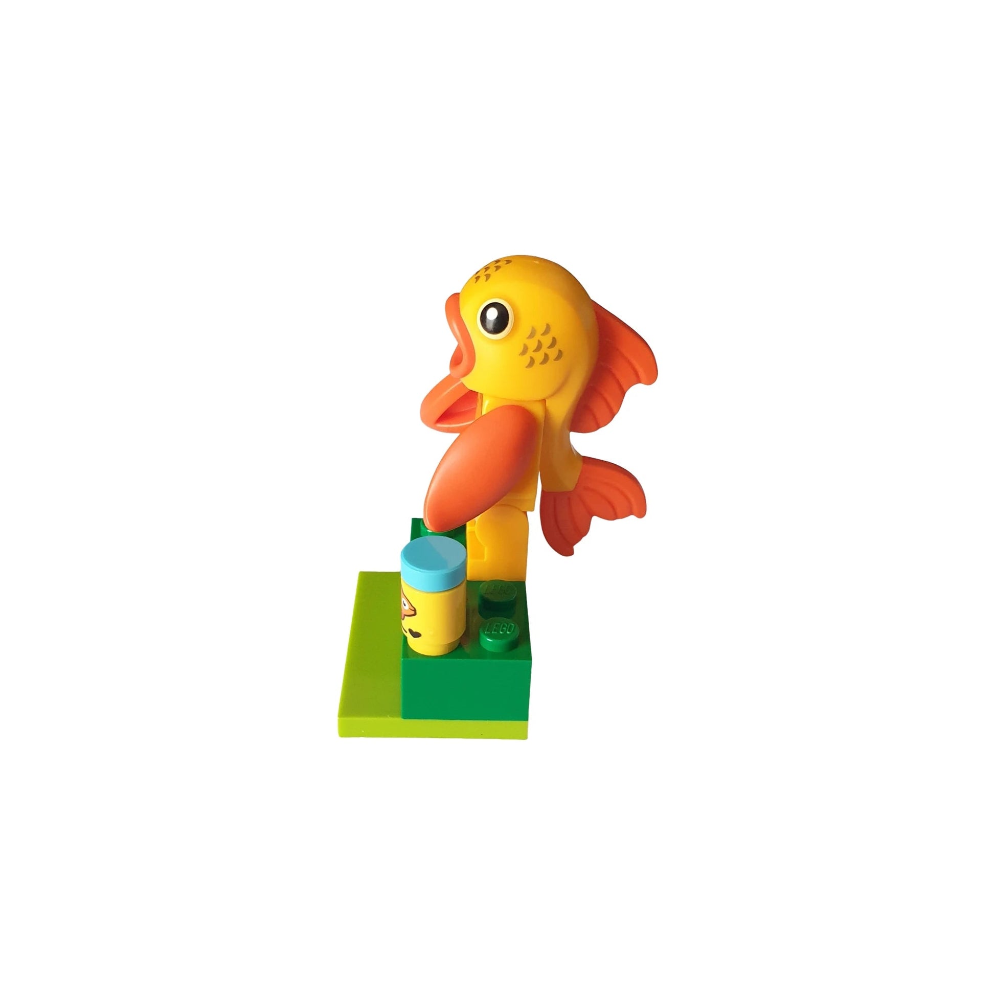 Fish LEGO® Mini Figure with Trackable Brick - Just Geocaching
