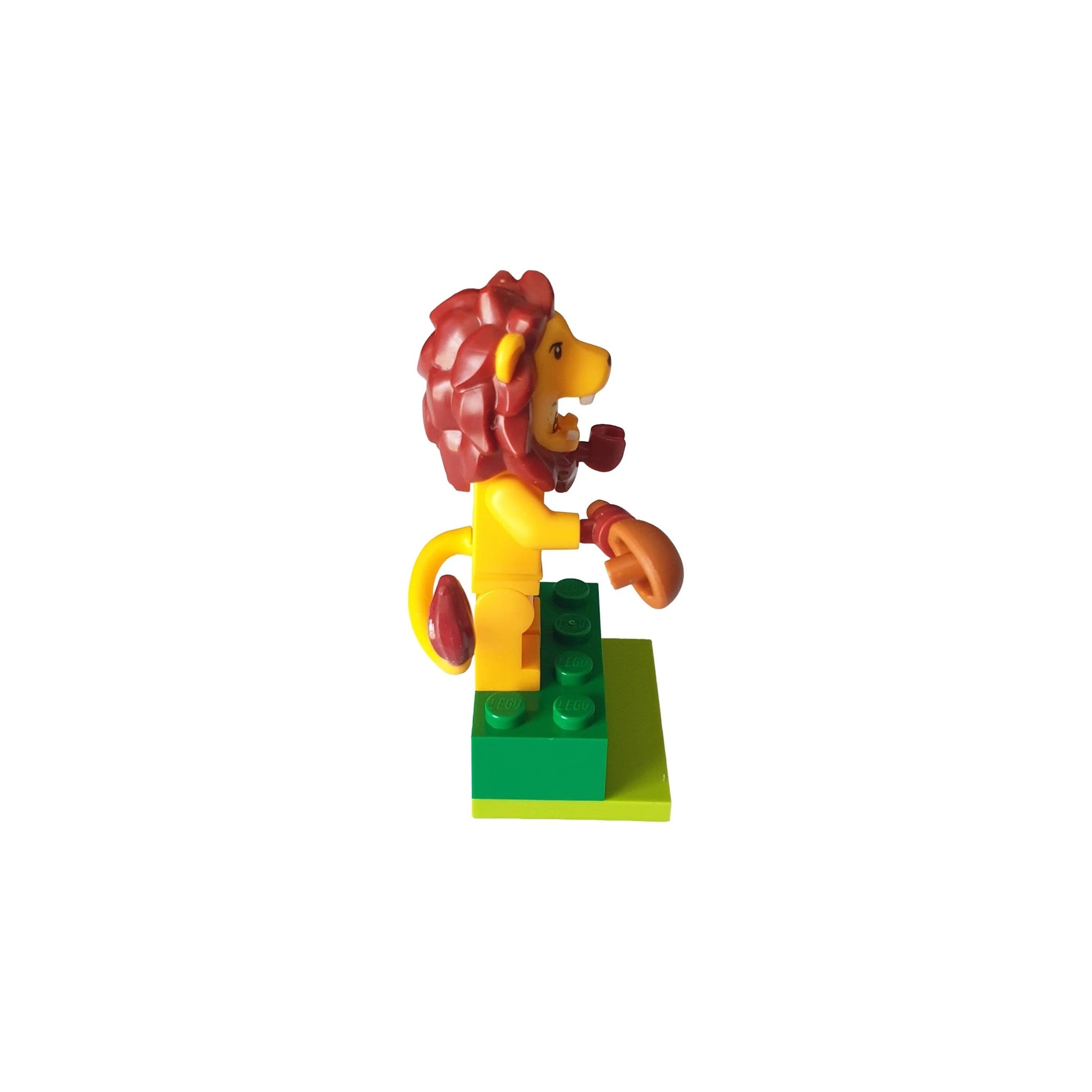 Lion LEGO® Mini Figure with Trackable Brick - Just Geocaching